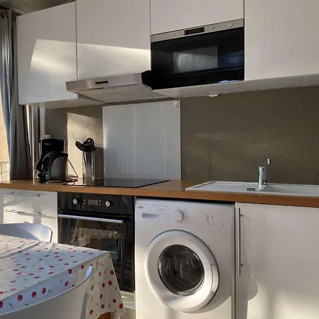 Cosy Avec Climatisation, Wifi Et Parking - Fr-1-553-234