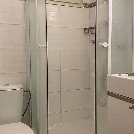 شقة Cosy Avec Climatisation, Wifi Et Parking - Fr-1-553-234 بالاروك ليه بان